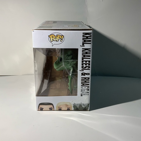 Game of Thrones Funko Khal Khaleesi and Rhaegal - Picture 7 of 16
